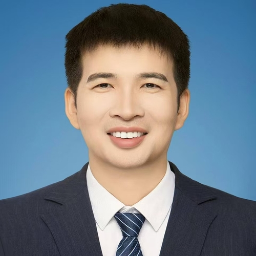 蔡贺证件照.jpg